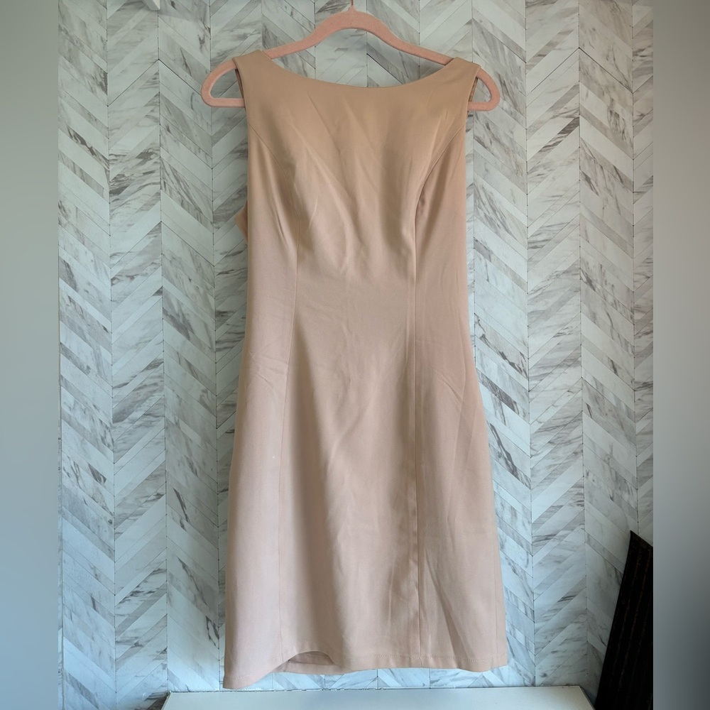 Forever 21 sleeveless low back dress! Medium